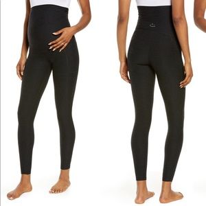 Beyond Yoga Over The Belly Leggings | Medium